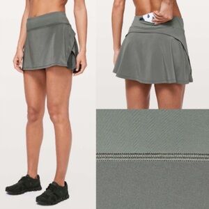 Lululemon Play Off The Pleats Skirt 13” Grey Sage Size 4